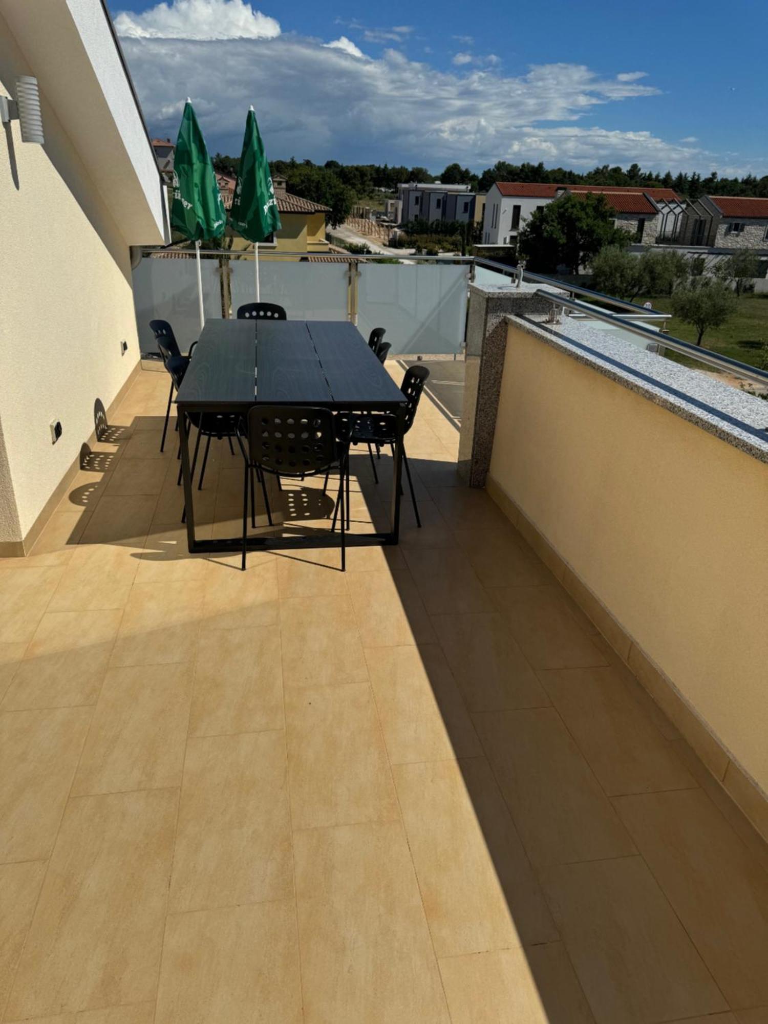 Funtana Appartements an der 1 Reihe vom Meer Exterior foto